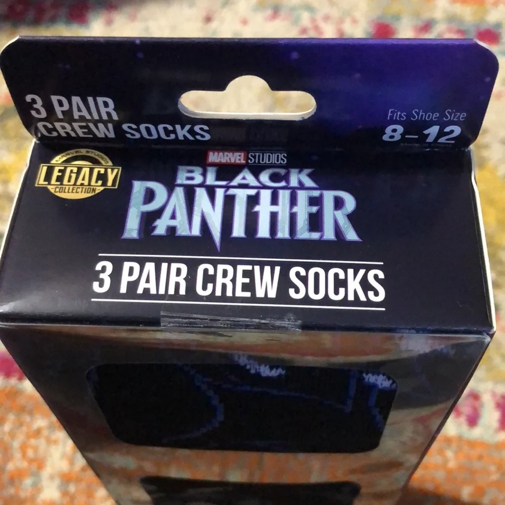 🧜🏼‍♀️3 for $15 item!🧜🏼‍♀️ men’s black panther 3 pair crew socks - Picture 4 of 4